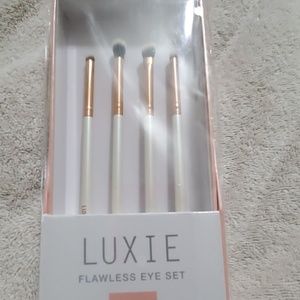 Luxie Flawless Eye Set Brushes